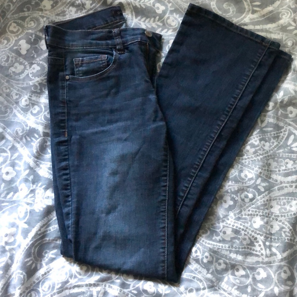 Boot cut jeans